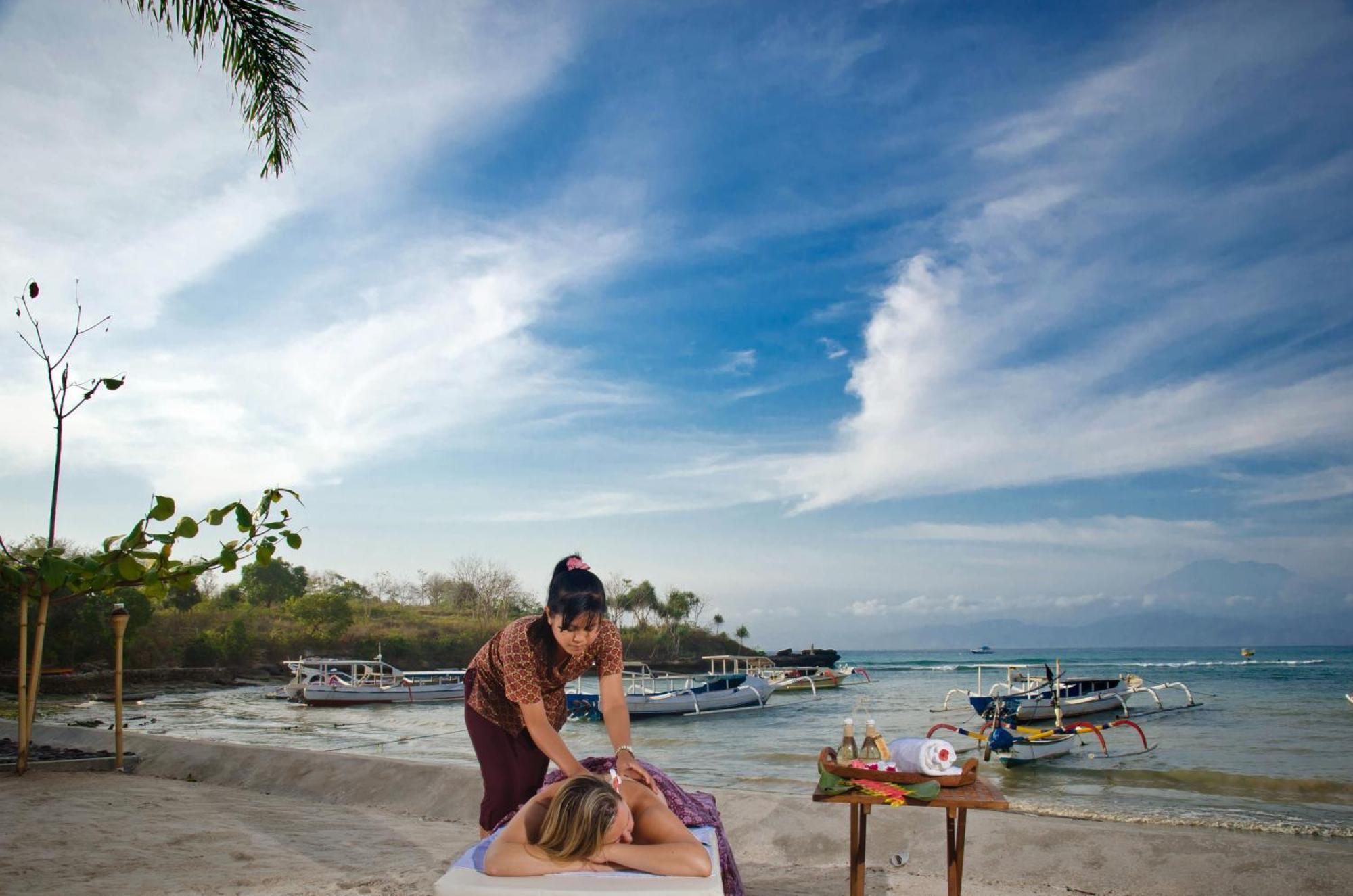 Bay Shore Huts Нуса Лембонган Екстериор снимка