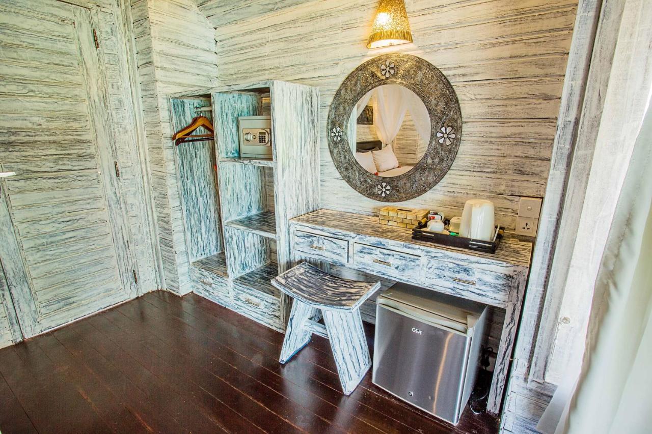 Bay Shore Huts Нуса Лембонган Екстериор снимка