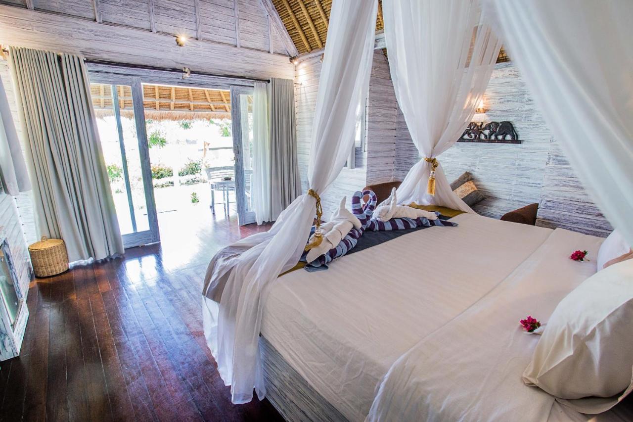 Bay Shore Huts Нуса Лембонган Екстериор снимка