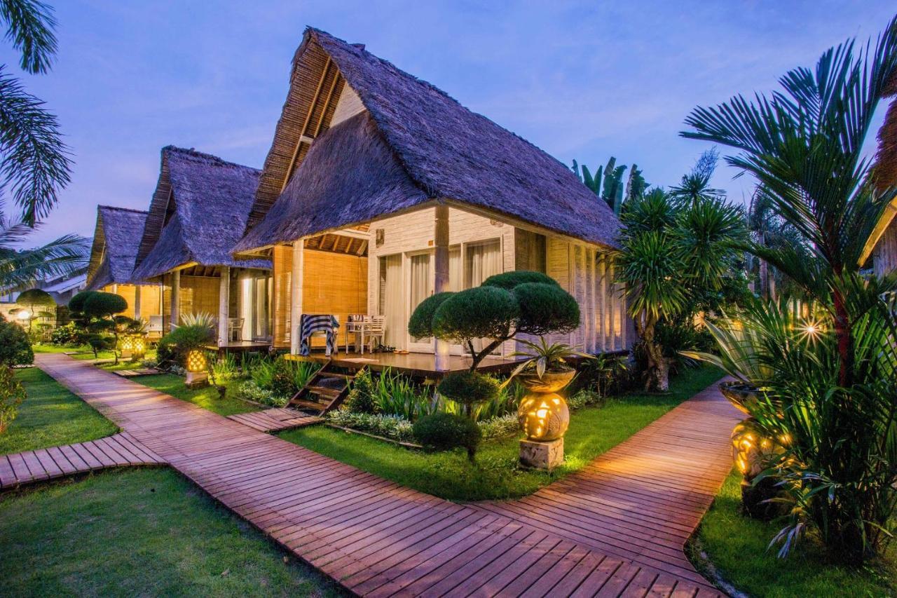 Bay Shore Huts Нуса Лембонган Екстериор снимка